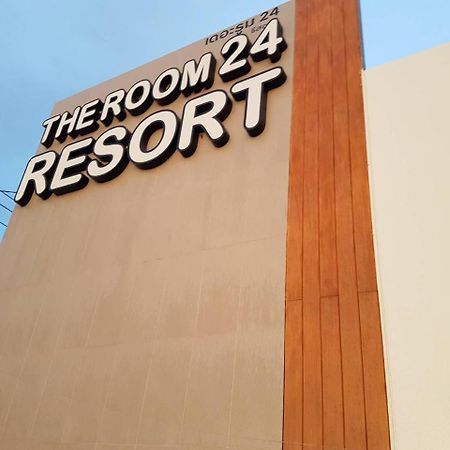 The Room 24 Resort Pathum Thani Extérieur photo
